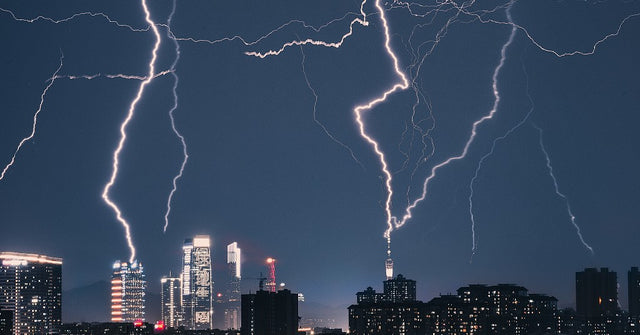 How to avoid lightning strikes for LED outdoor street lights – CINOTON